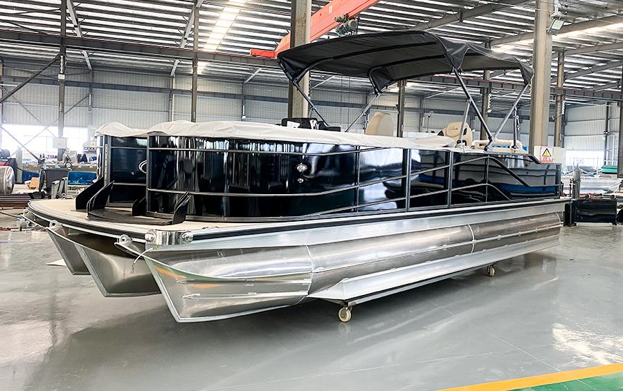 22ft-Sport-Tritoon-Pontoon-Boat